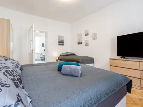 revLIVING XXL Montageluxus Eggenburg - 12