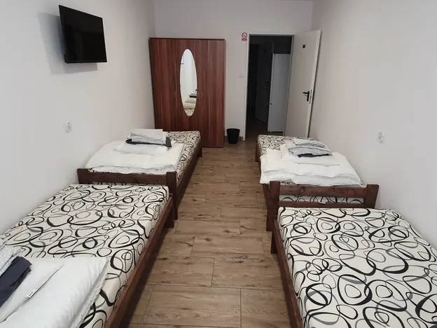 Kwatery, Hotel Pracownicy Warszawa