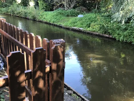 25554 Wilster - Ferienwohnung/Monteurwohnungen Melf direkt an der Wilster Au