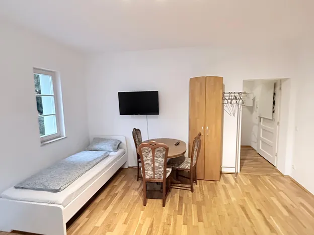 Monteurzimmer Ferienwohnung Leipzig / Modern, Günstig, Sauber