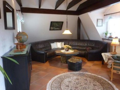 Grosszügige Ferienwohnung, Monteurzimmer zu vermieten