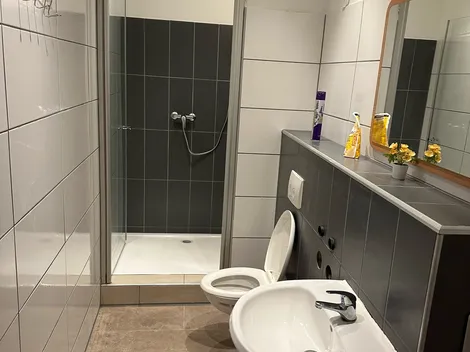 Monteurzimmer / Wohnungen Dunkelwolf - 10