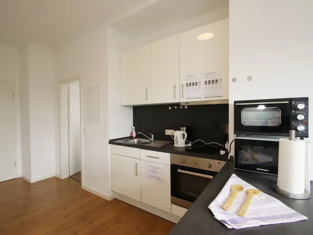 APPARTEMENTS FÜR GESCHÄFTSREISENDE, STUDENTEN, MONTEURE, SINGLES
