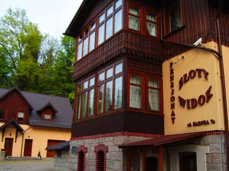 KARPACZ POKOJE PRACOWNICZE