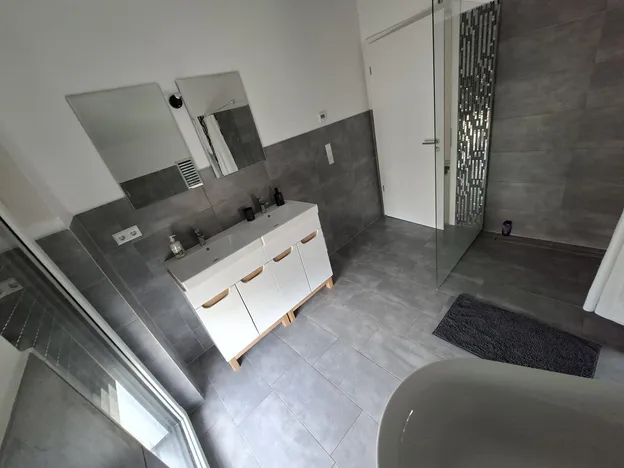 Neubau für Monteure und Berufsreisende