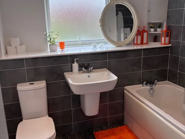 Radiant Homes Glasgow 2 bed 2 bath apartment