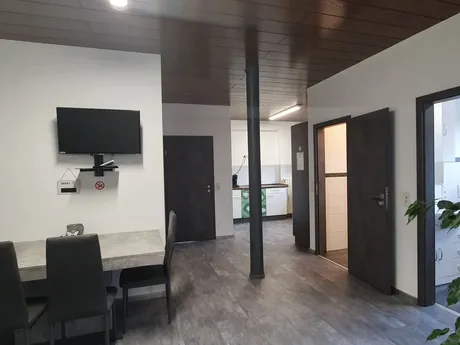 54320 Waldrach - Monteurzimmer / Ferienwohnung Nina
