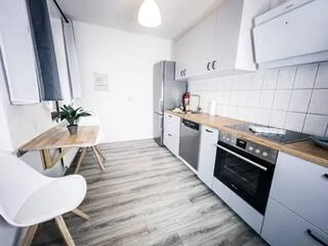 Neu eingerichtete Wohnung, modern und zentrumsnah