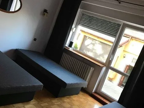 Noclegi pracownicze nad jeziorem
