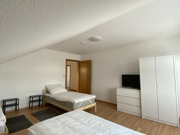 Wohnungen Monteurzimmer komplette Ausstattung Pension für Arbeiter Monteurwohnung freistehendes Haus