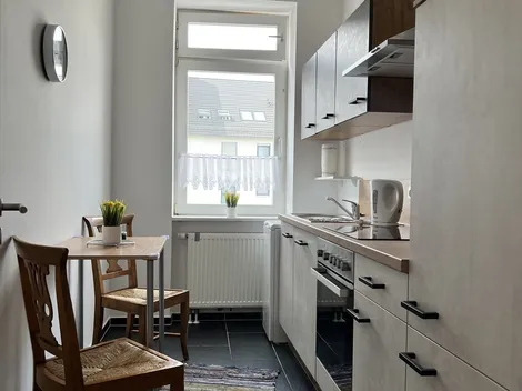 APPARTEMENTS FÜR GESCHÄFTSREISENDE, STUDENTEN, MONTEURE, SINGLES - 11