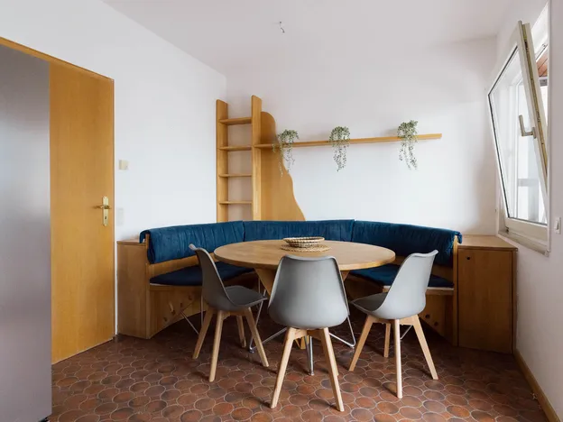 Große Monteurunterkunft in Landau – 6 Zimmer, neue Ausstattung
