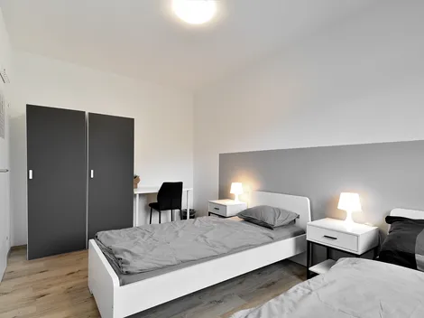 60 Betten ganzes Haus oder Apartments + Linz-Wels-Steyr-Umgebung mit Parkplatz, TOP Lage! - 2
