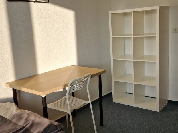 3-Zimmer Monteurwohnung  mit Balkon nahe Borna