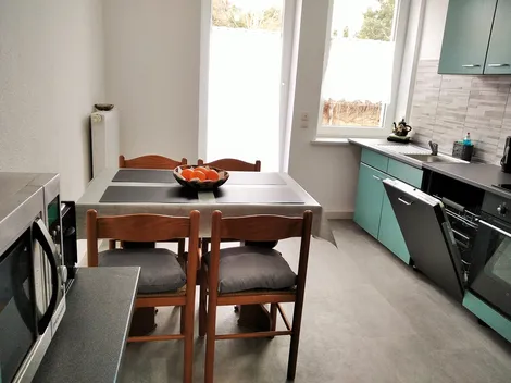 MONTEURWOHNUNG ROSSWEIN