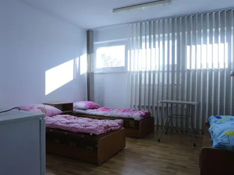 Noclegi Warszawa pobyt pokoje pracowniczy hotel kwatery tanio