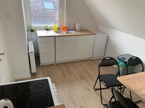 Gästehäuser Nicole + Anja, 30989 Gehrden + 30966 Hemmingen, WLAN, Küche, WC/Bad - 8