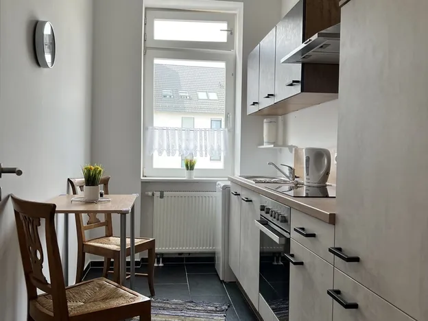 APPARTEMENTS FÜR GESCHÄFTSREISENDE, STUDENTEN, MONTEURE, SINGLES