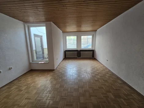 Große Wohnung mit Terrasse - 4