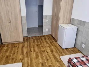 Hostel Pracowniczy w Poznaniu tanie pokoje i miejsca noclegowe