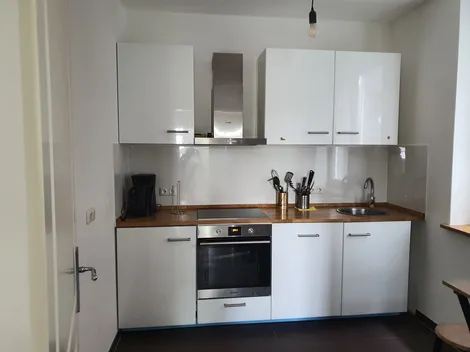 Monteurwohnungen direkt an der Schleuse Tel. 040244249168 - 5