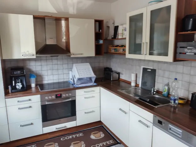 Monteurwohnung Aschaffenburg - 4 Zimmer und Parkplatz