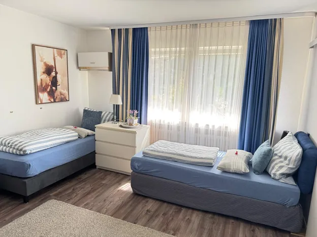 Monteurzimmer und Ferienwohnungen nahe Bonn – Ferienwohnungskomplex „Monteurglück" in Remagen