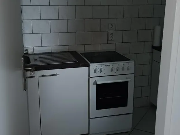 Ab 30 € Wohnung Zadekstrasse