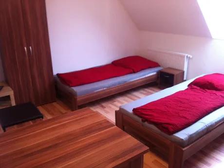 70173 Stuttgart - TOP Stuttgart Mitte: Zentral, günstig, sauber