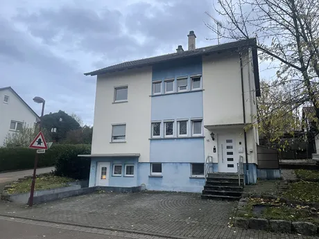 75057 Kürnbach - Haus mit 4 Wohnung