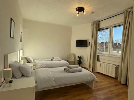 Monteurwohnung Südstadt Paderborn | 6 Personen | 3 Zimmer | Einzelbetten | WLAN | Smart TV | kostenl. Kaffee | Balkon | Handtücher