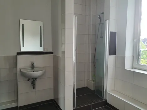 Monteurwohnungen direkt an der Schleuse Tel. 040244249168 - 7