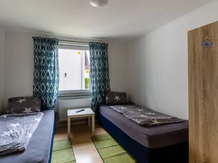 GRUPPENUNTERKÜNFTE IN WOLFEN - PRIVAT - Ganzes Haus