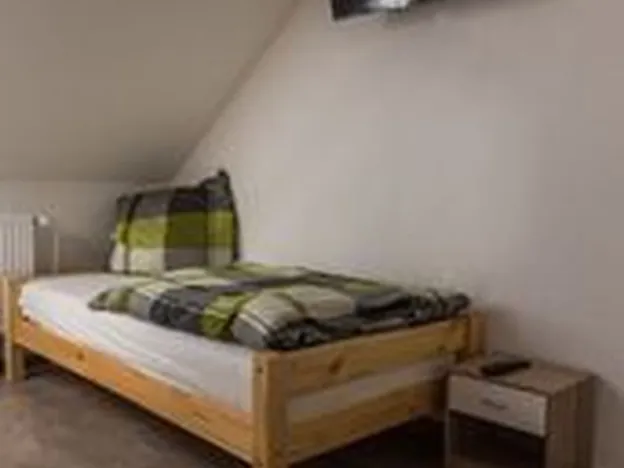 MONTUERZIMMER  HH und SH