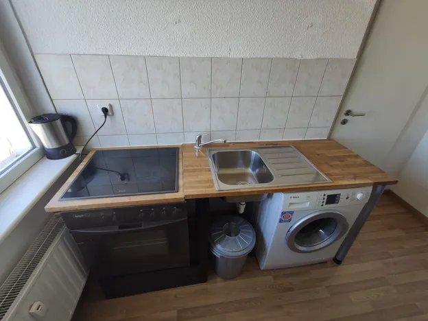 Saubere Wohnung mit kompletter Ausstattung für Monteure, Arbeiter und Berufspendler mit 2 Zimmern