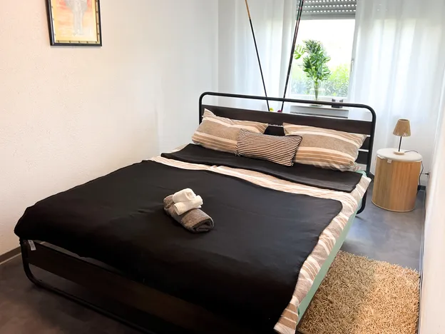 2-Zimmer-Wohnung mit Balkon – ideal für Monteure & Pendler