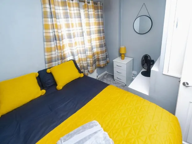 Superb Dwelling! Fast Wifi, Parking, Patchway