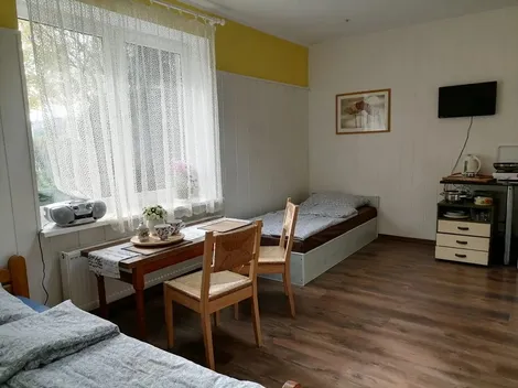 Pokoje dla pracownikow Lipno