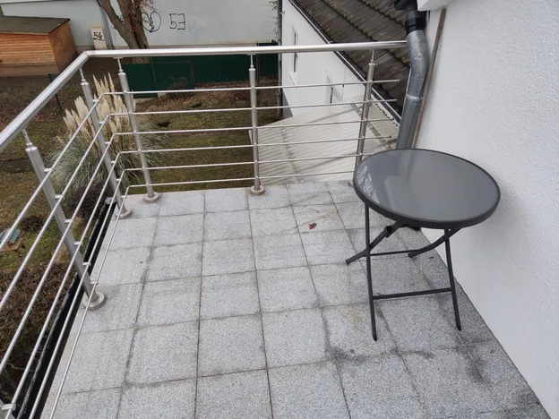 Ganzes Haus mit kompletter Ausstattung für Monteure, Arbeiter und Berufspendler mit 3 Zimmern