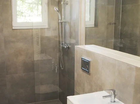 Sanok pokoje z aneksami kuchennymi - 5