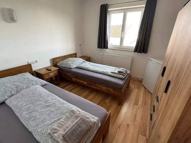 .: Monteurzimmer: Günzburg, Leipheim, Ichenhausen, Burgau :.