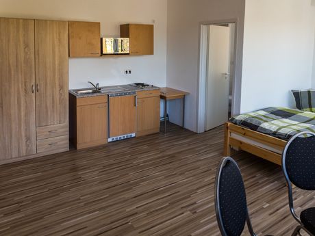 MONTUERZIMMER  HH und SH