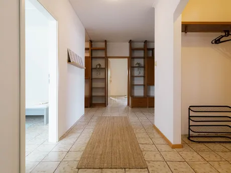 Große Monteurunterkunft in Landau – 6 Zimmer, neue Ausstattung