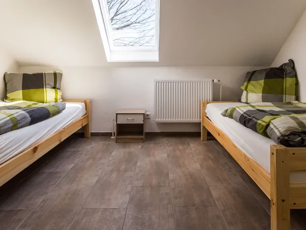 MONTUERZIMMER  HH und SH