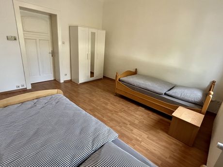 Monteurwohnung für max. 5 Pers. in Düren