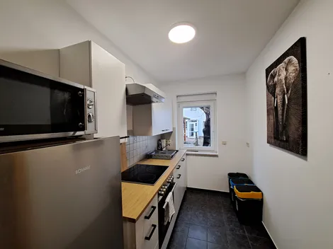 Hotel zum Hirsch - HOTEL & WOHNUNGEN für MONTEURE - Frühstück ab 6 Uhr - Selbstversorgerküche - 7