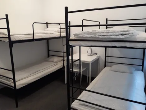 HOSTEL W ZIELONCE