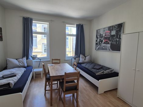 GrosaArtig aufzeit Monteurresidenz A5