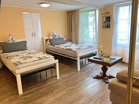 13 NEU Renovierte Monteurzimmer in Wiesbaden und Rüdesheim