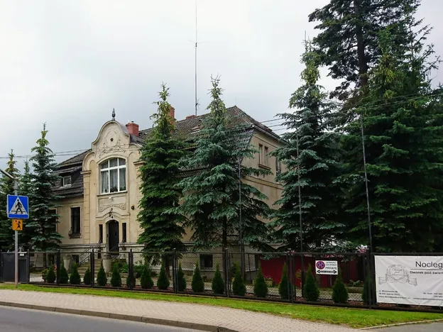 Dom dla pracowników  Jelenia Góra